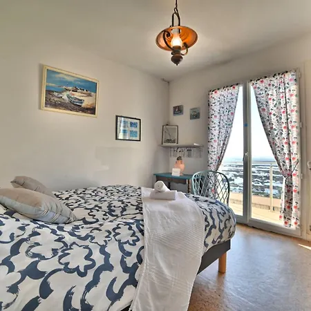 Coti By Interhome Saint-Pierre-d'Oleron