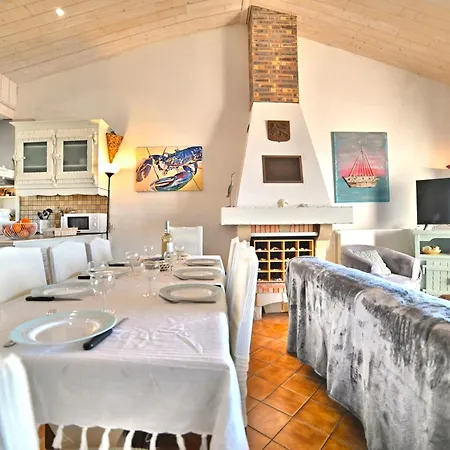 Coti By Interhome Saint-Pierre-d'Oleron